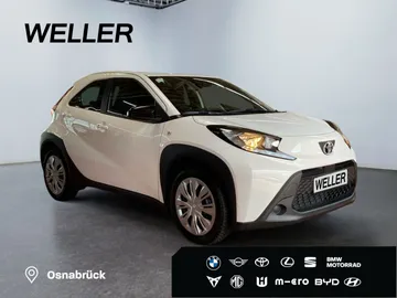 Car image 2