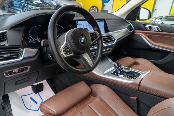 BMW X5 xDrive 195 kW image number 6