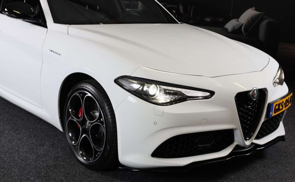 Alfa Romeo Giulia 2.0 Veloce 206 kW image number 32