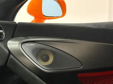 Car image 30