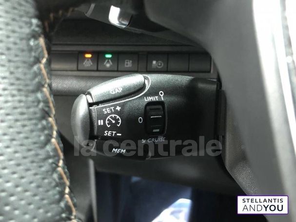 Peugeot 3008 Hybrid4 e-EAT8 221 kW image number 30