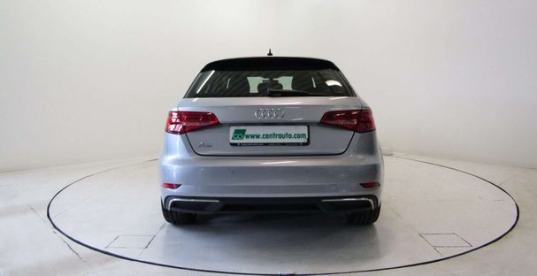 Audi A3 40 e-tron S tronic 150 kW image number 4