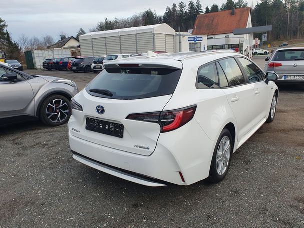 Toyota Corolla 1.8 Hybrid Touring Sports 90 kW image number 3