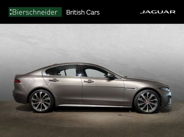 Jaguar XE P300 R-Dynamic SE 221 kW image number 7