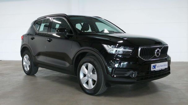 Volvo XC40 95 kW image number 1