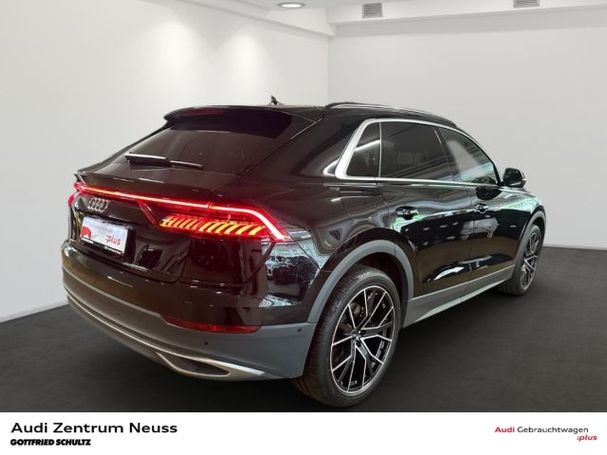 Audi Q8 55 TFSI quattro 250 kW image number 3