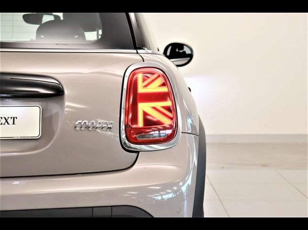 Mini Cooper Mini 101 kW image number 8