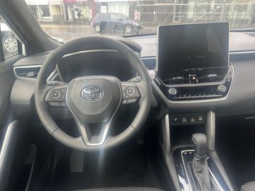 Car image 11