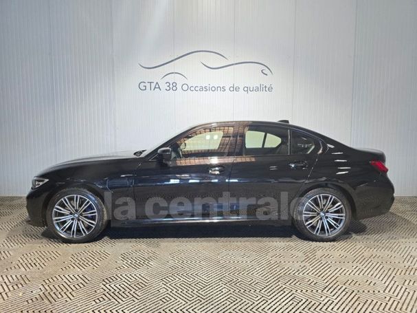 BMW 330 xDrive 215 kW image number 5