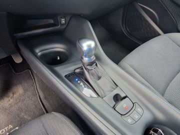 Car image 13