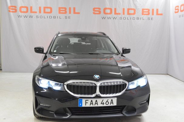 BMW 320d Touring xDrive Sport Line 140 kW image number 3