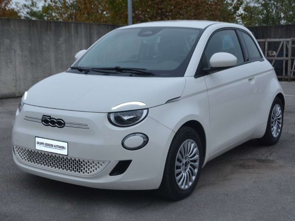 Fiat 500 e Action 70 kW image number 1