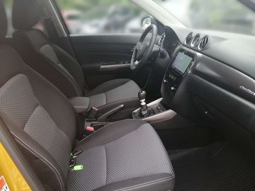 Car image 15