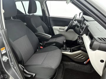 Car image 44