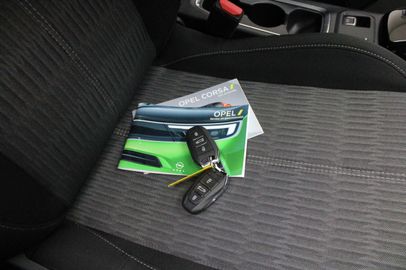 Car image 37