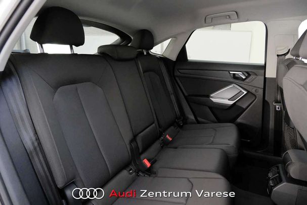 Audi Q3 35 TFSI S-line Sportback 110 kW image number 7