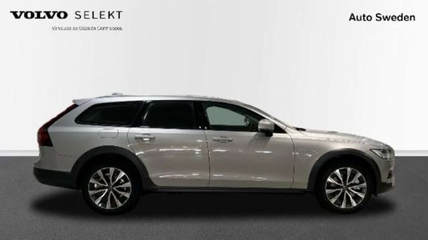 Volvo V90 Cross Country AWD B4 145 kW image number 3