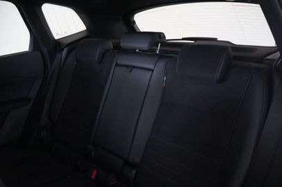 Car image 37