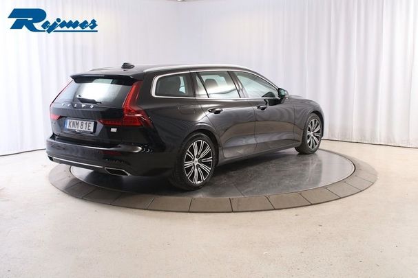 Volvo V60 T6 AWD Recharge 293 kW image number 2