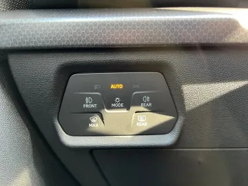 Car image 42