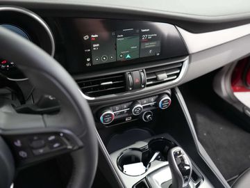 Car image 37