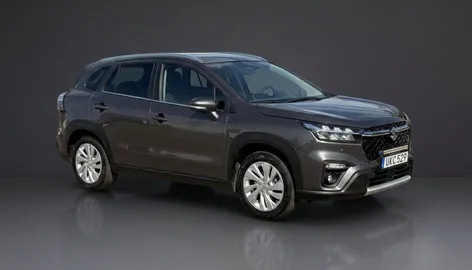 Car image 3