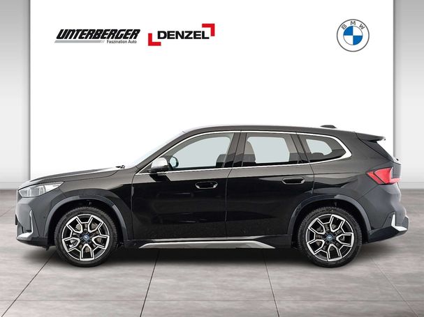 BMW iX1 xDrive30 xLine 230 kW image number 4