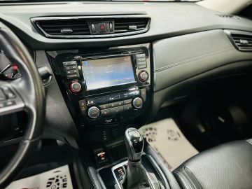 Car image 32