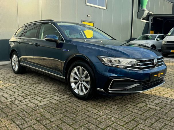 Volkswagen Passat GTE DSG 150 kW image number 32