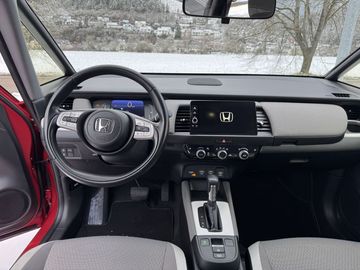 Car image 14