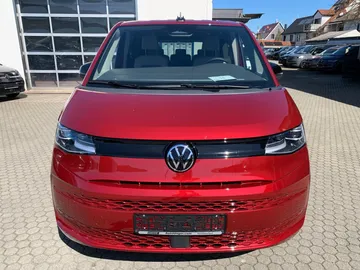 Car image 28