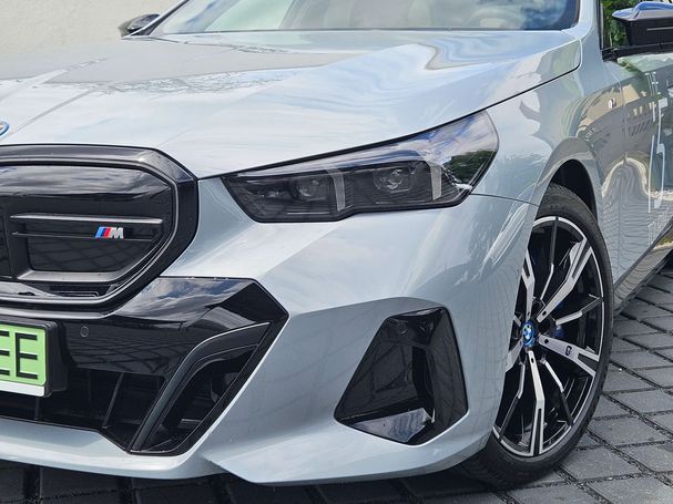 BMW i5 M60 xDrive 440 kW image number 6