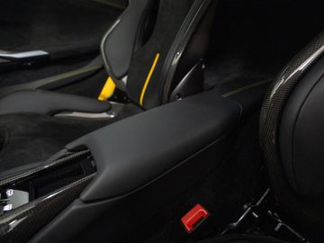 Car image 41