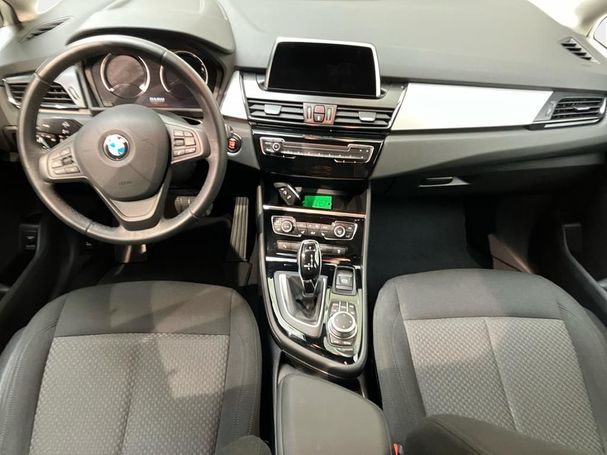 BMW 218i Active Tourer Advantage 103 kW image number 8