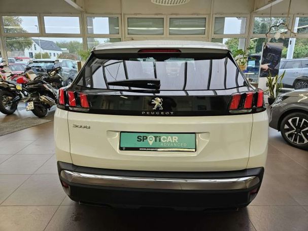 Peugeot 3008 PureTech 130 GPF Allure 96 kW image number 3