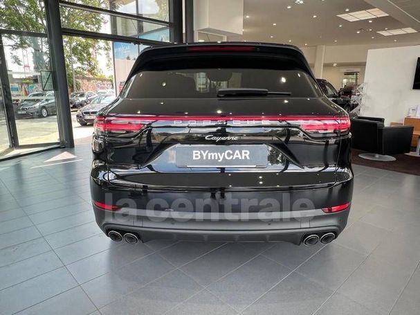 Porsche Cayenne E-Hybrid Tiptronic 340 kW image number 4