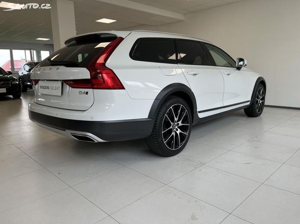 Volvo V90 Cross Country D4 AWD 140 kW image number 13