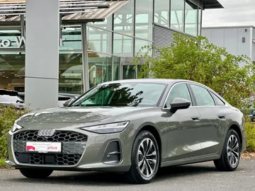 Car image 30