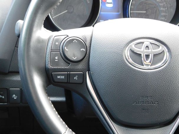 Toyota Auris 100 kW image number 42