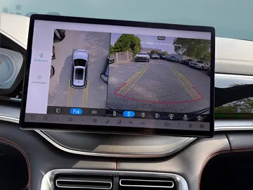 Car image 15