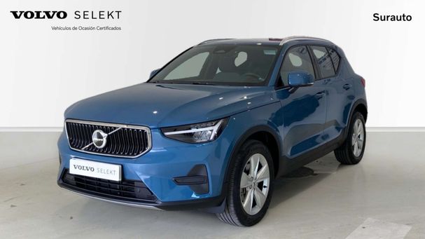 Volvo XC40 AWD 120 kW image number 1