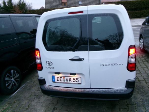 Toyota Proace City 1.5 D-4D 75 kW image number 4