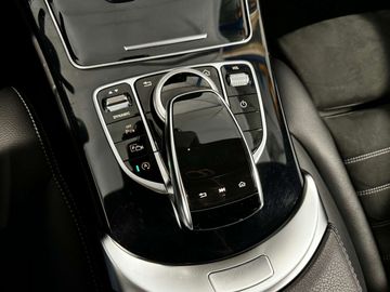 Car image 36