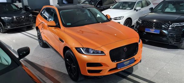 Jaguar F-Pace AWD Prestige 132 kW image number 2