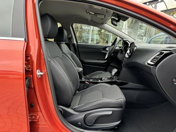 Car image 30