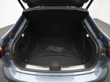 Car image 32
