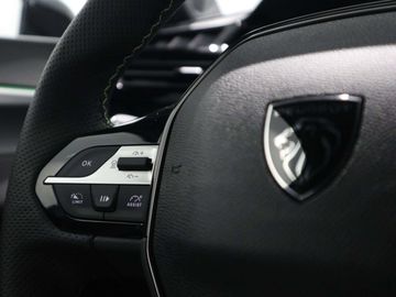 Car image 38