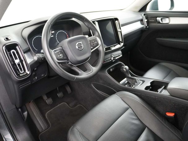 Volvo XC40 T3 Momentum 115 kW image number 16