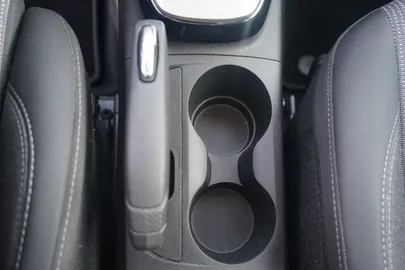Car image 31