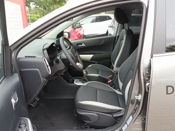 Car image 10